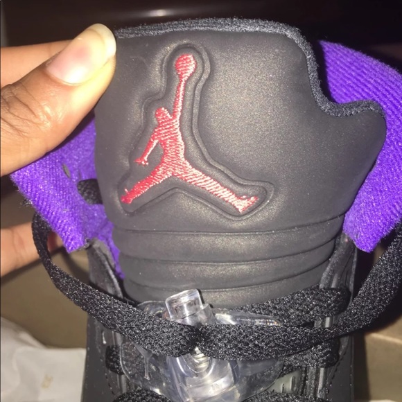 Retro Air Jordan 5 - Picture 3 of 8
